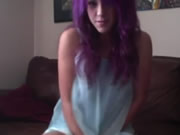 Purple Hair dziewczyna Masturbation